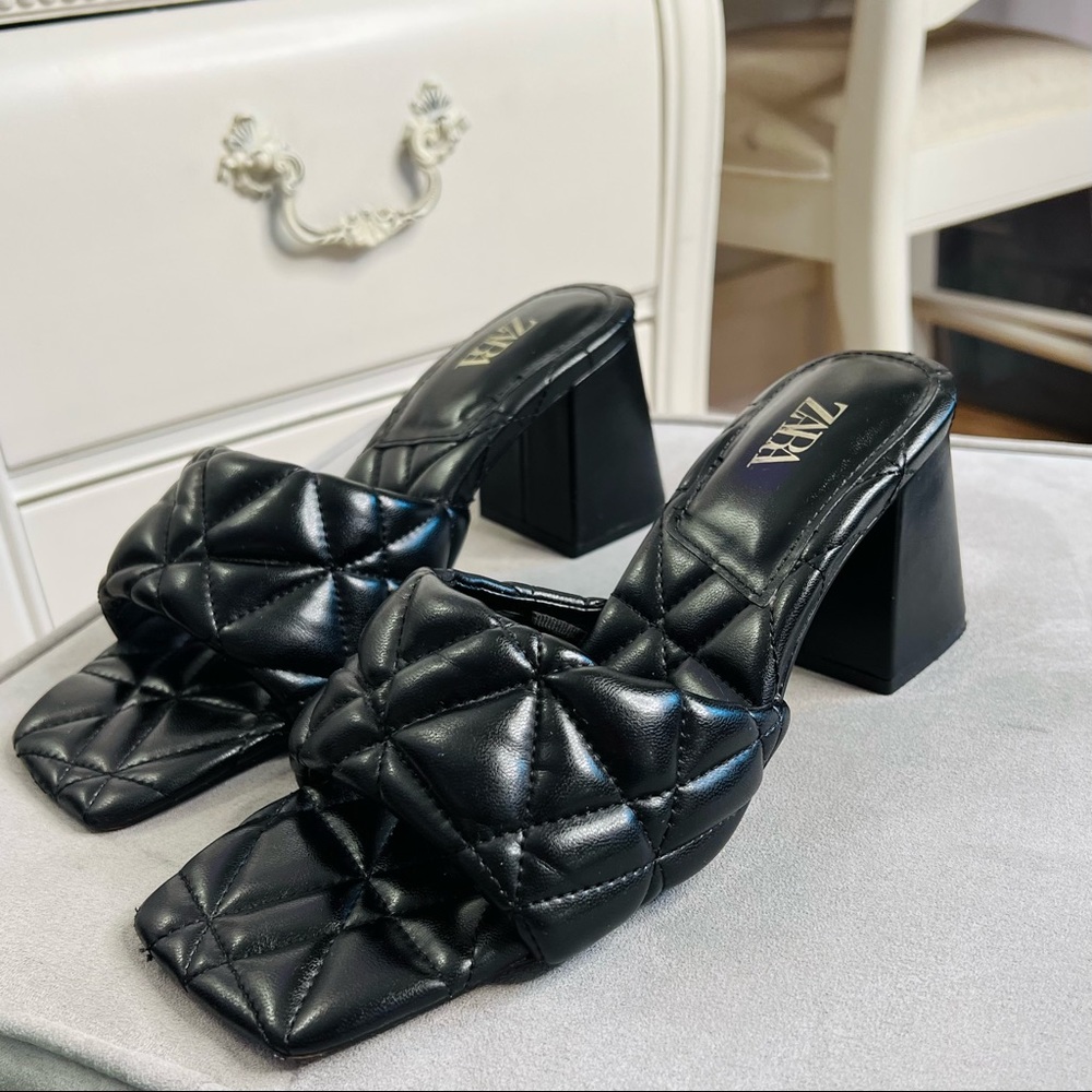 ZARA Wide Heeled Quilted Sandals Black